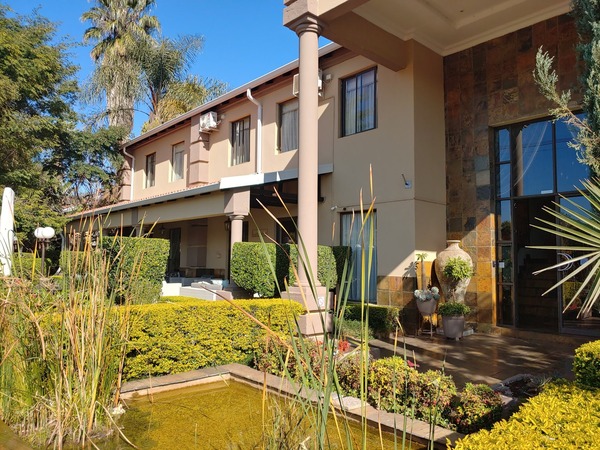 Constantia Manor Guesthouse