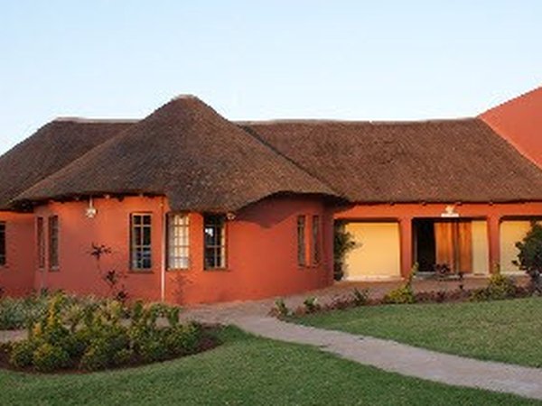 Nongoma Inn